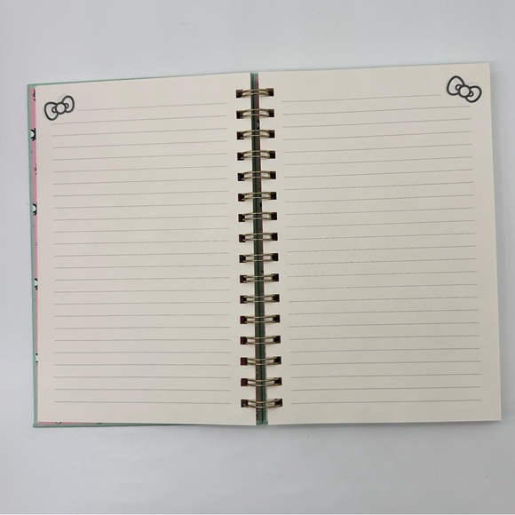 Sanrio Hello Kitty and Friends Spiral Notebook 160 lined pages (HKF Rainbow Fun) - Picture 3 of 7